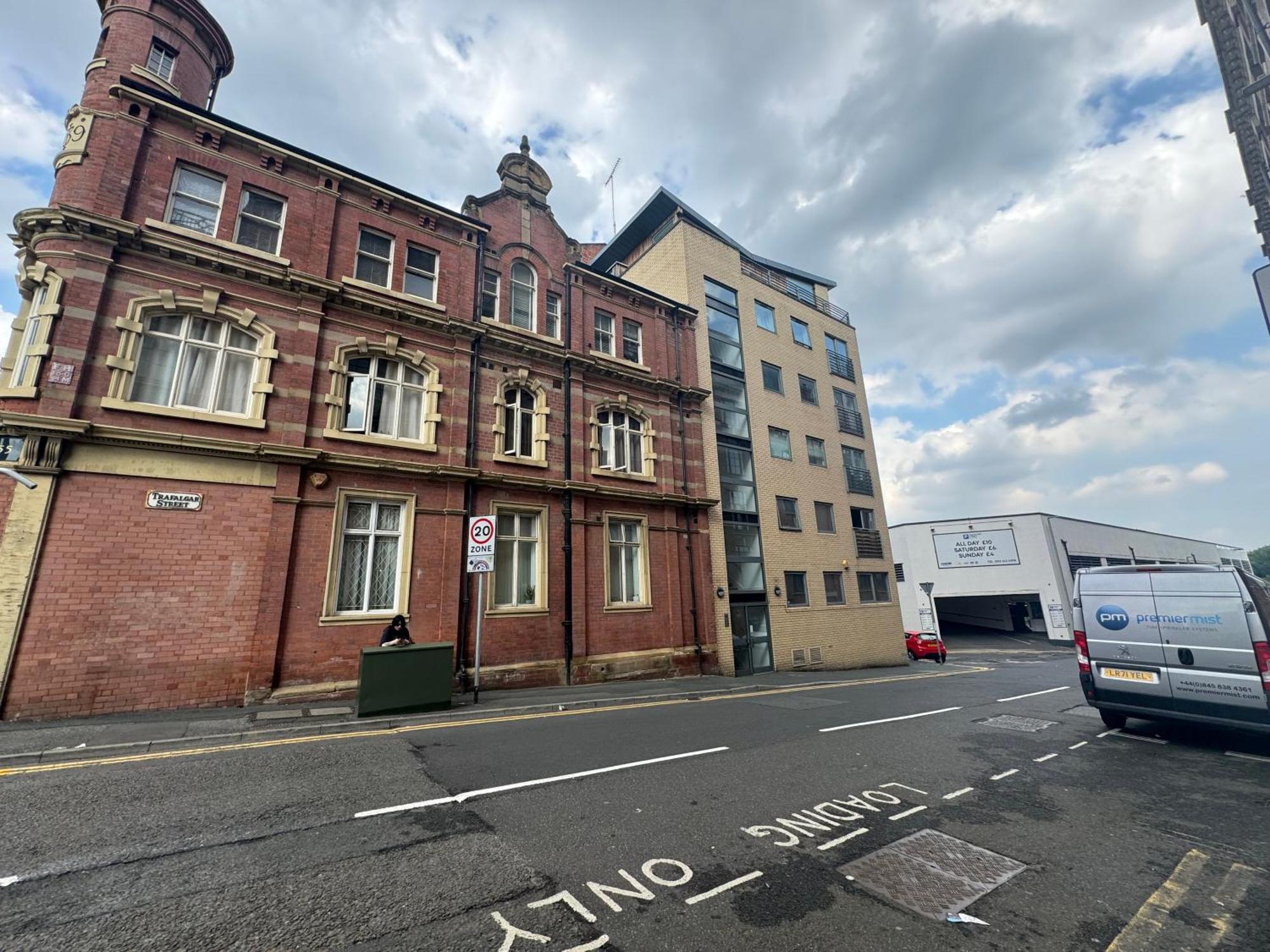 Harvey Nic'S & Designer Quarter 18 Ch Apartment Leeds  Exterior photo